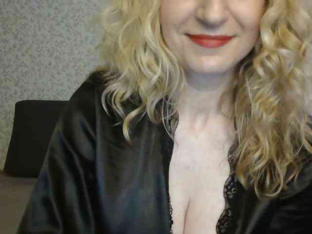 NatashaNannette