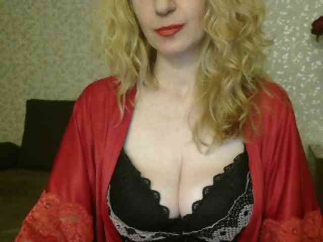 NatashaNannette