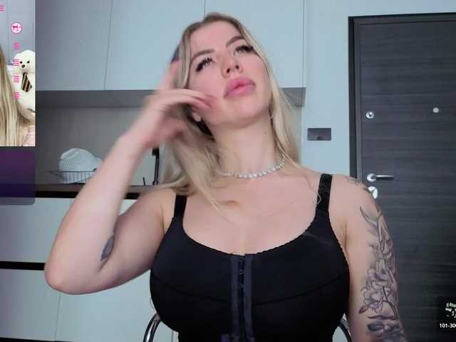 Megan-Ros live cam on BongaCams