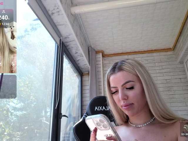 Megan-Ros live cam on BongaCams