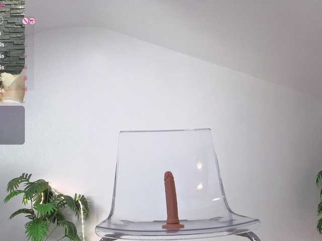 Megan-Ros, 22 y/o - Live Cam on BongaCams
