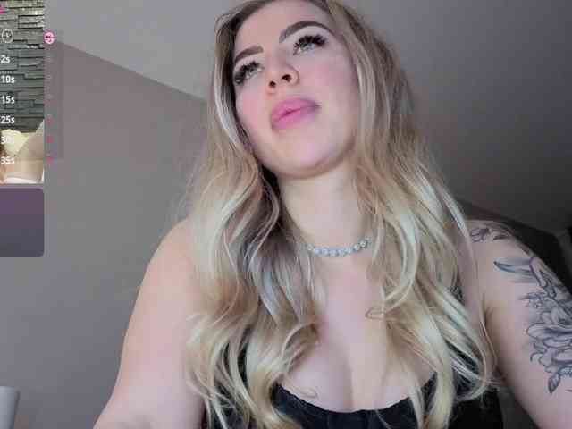 Megan-Ros webcam