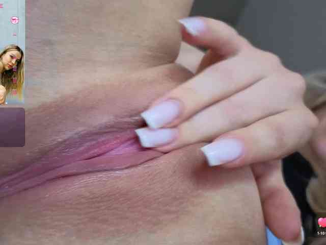 Megan-Ros webcam