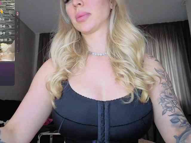 Megan-Ros webcam
