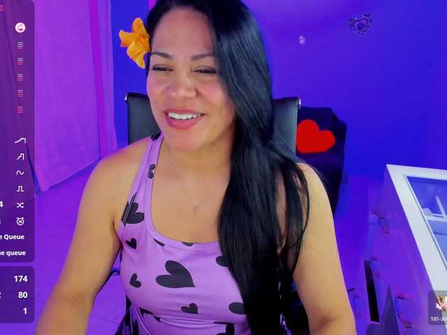 le modèle SkaterGal est en webcam porno dans un show sur le site bongacams, il possède les tags suivants: Latino/Hispanic,Brunette,Shaved