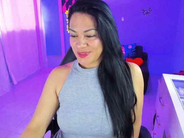 SkaterGal webcam
