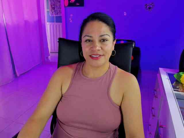 SkaterGal webcam