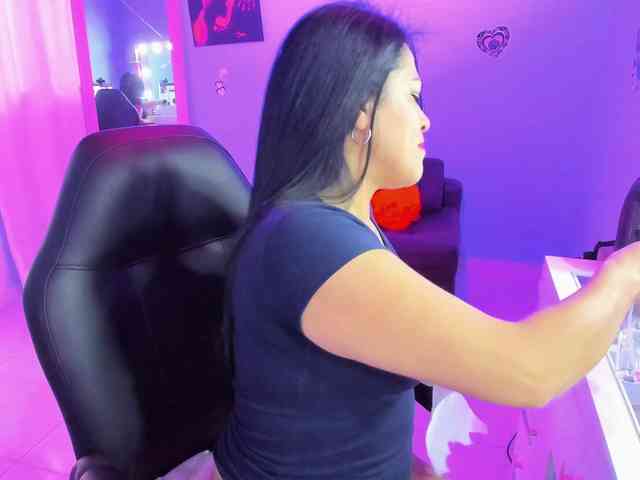 SkaterGal webcam