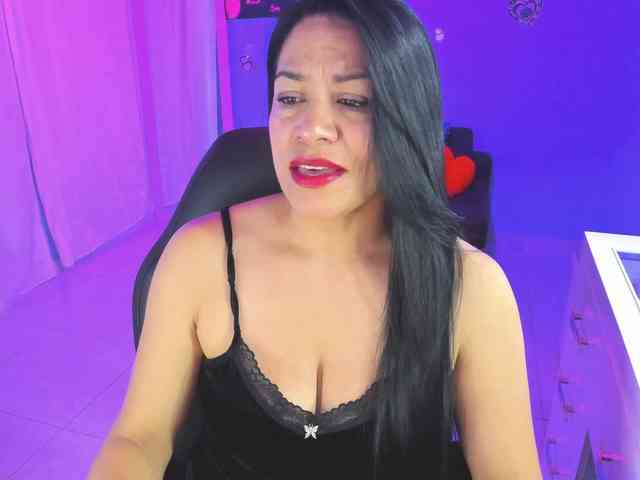 SkaterGal webcam