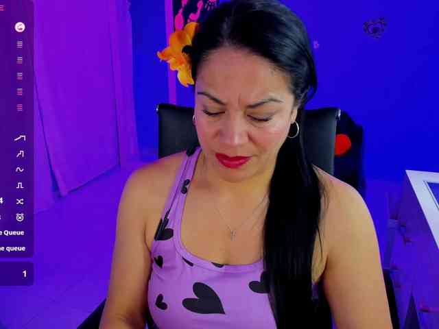 SkaterGal webcam