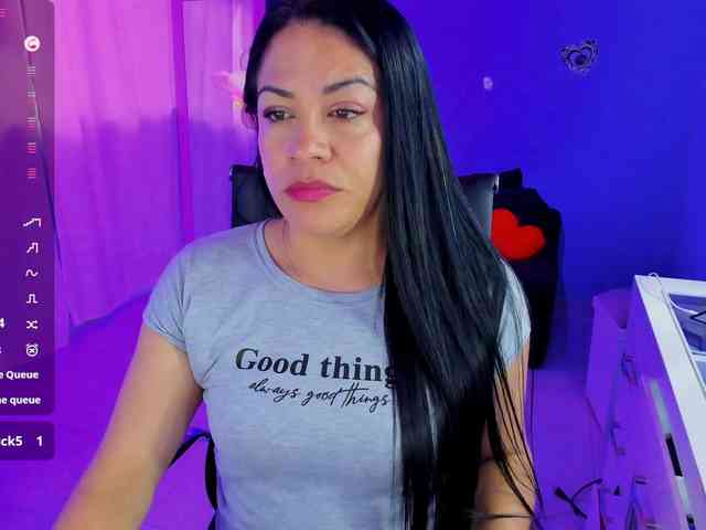 SkaterGal webcam