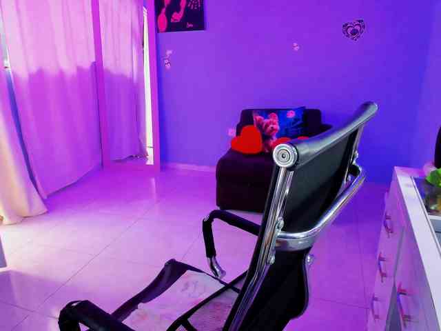 SkaterGal webcam