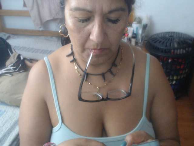 Meganny live cam preview