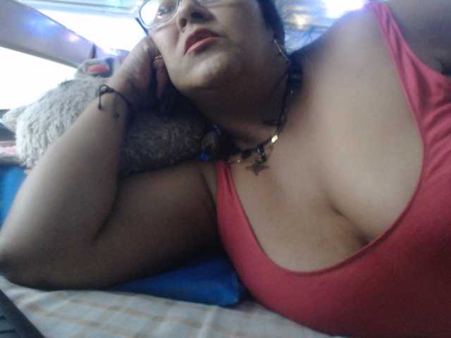 Meganny2023 live cam on BongaCams