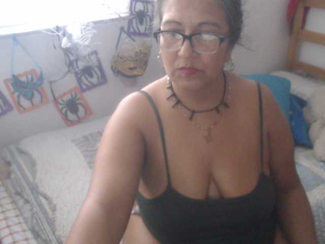 Meganny live cam preview