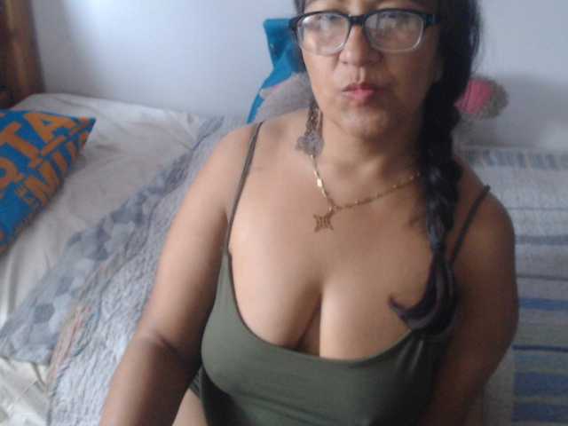Meganny live webcam show
