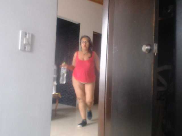 Meganny2023 live cam on BongaCams