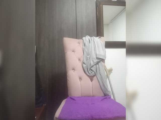 Meganny2023 live cam on BongaCams