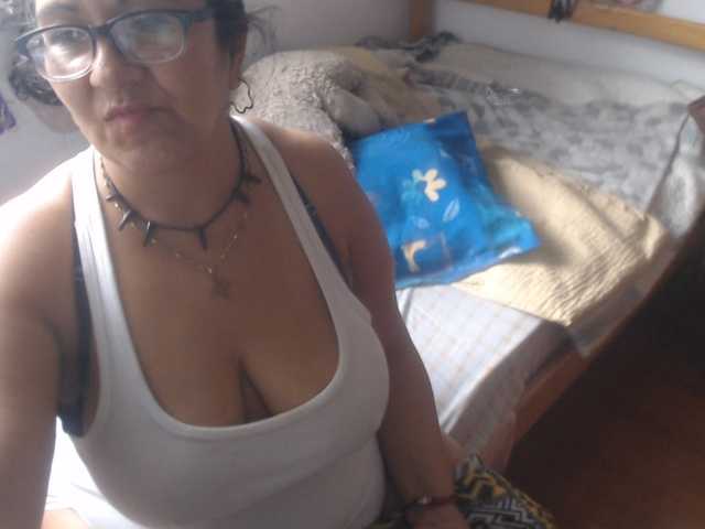 Meganny live cam preview