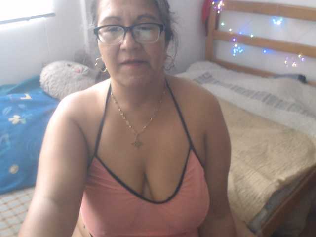 Meganny live cam preview