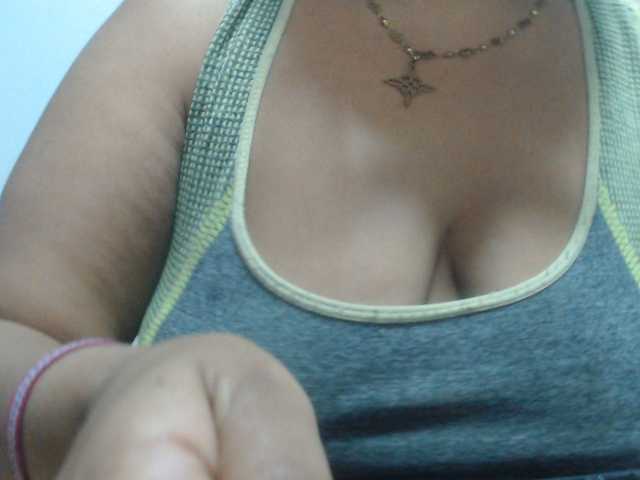Meganny2023 live webcam show