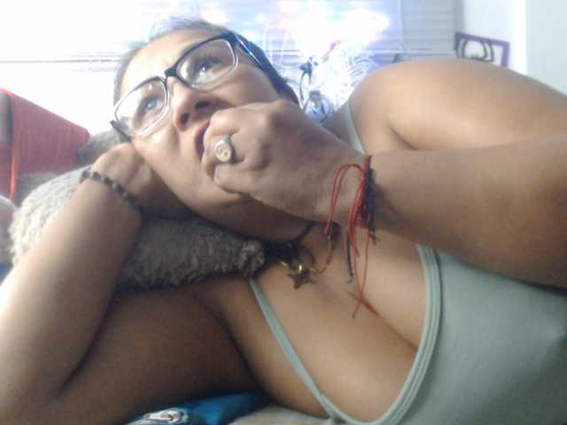 Meganny2023, en directo ahora en BongaCams