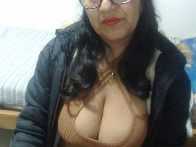 Meganny2023's BongaCams show and profile