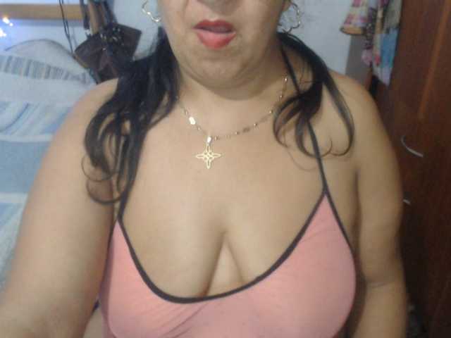 Meganny live cam preview