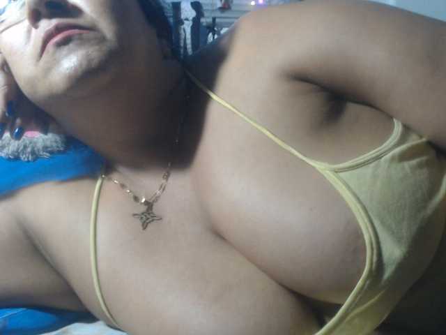 Meganny2023, live now on BongaCams
