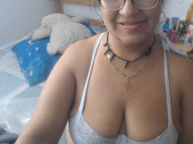 Meganny2023, live now on BongaCams