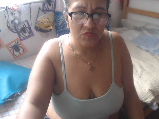 Meganny2023, live now on BongaCams