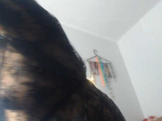 Meganny live cam preview