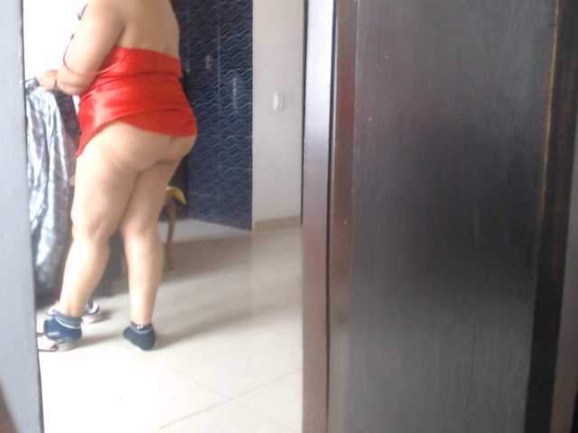 Meganny2023 live cam on BongaCams