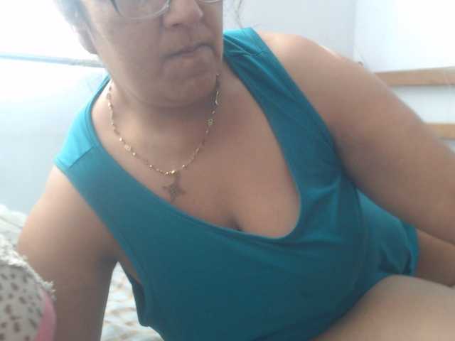 Meganny live cam preview