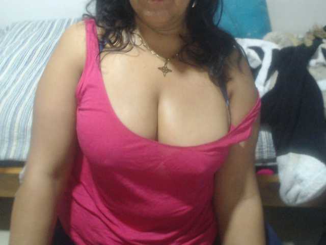 Meganny2023's BongaCams show and profile