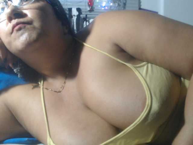 Meganny2023, live now on BongaCams
