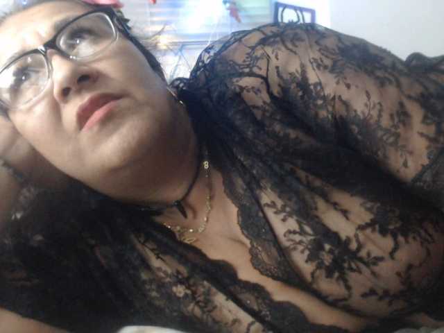 Meganny live cam preview