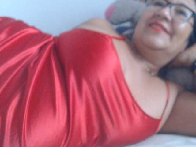 Meganny2023 live cam on BongaCams