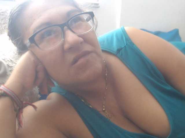 Meganny live cam preview