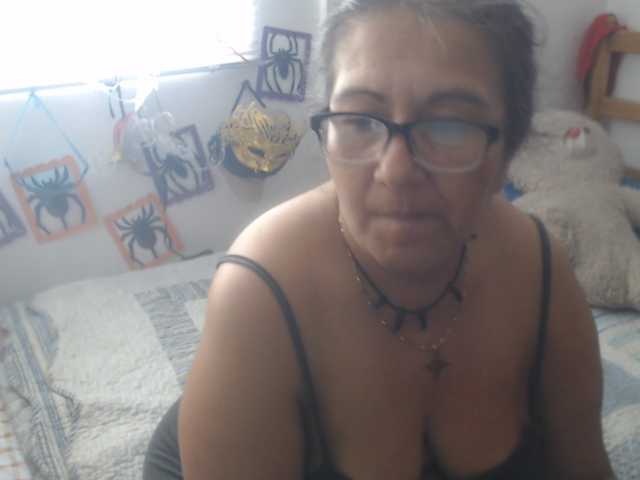 Meganny2023, en directo ahora en BongaCams
