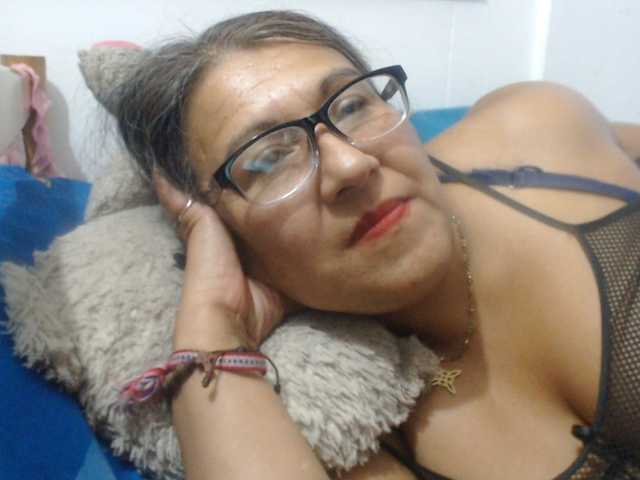 Meganny live cam preview