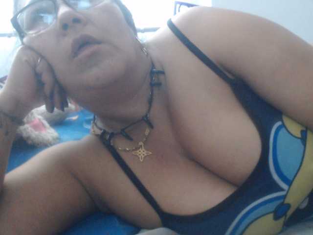 Meganny2023, live now on BongaCams