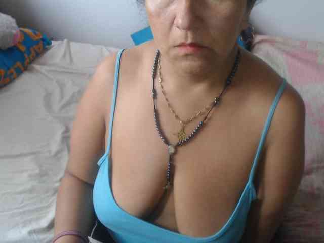 Meganny2023 Live Webcam on BongaCams