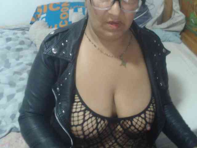 Meganny2023 Live Webcam on BongaCams