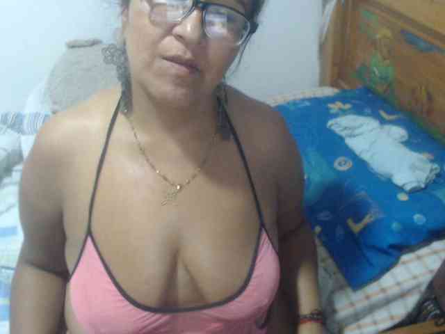 Meganny2023 Live Webcam on BongaCams