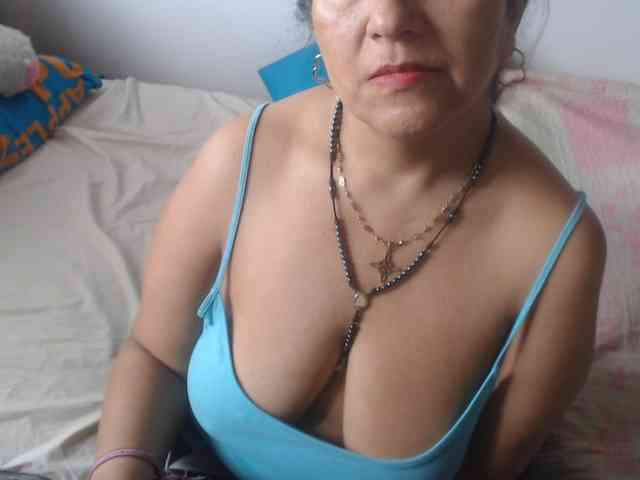 Meganny2023 Live Webcam on BongaCams
