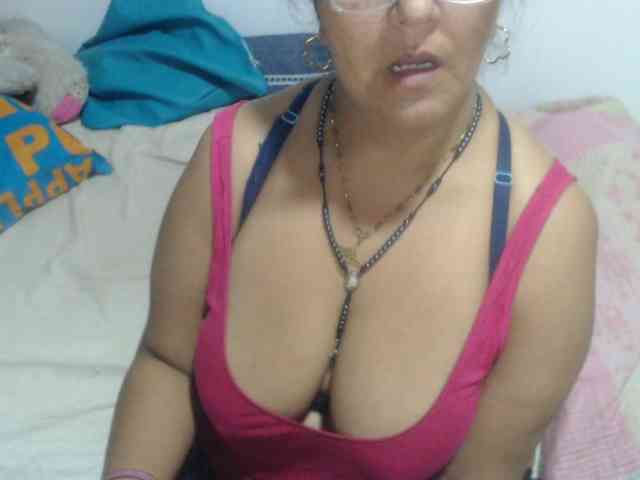 Meganny2023 Live Webcam on BongaCams