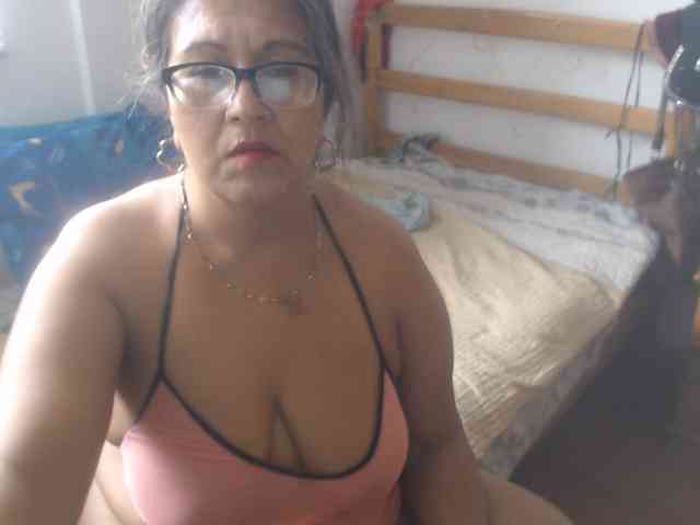 Modèle: Meganny