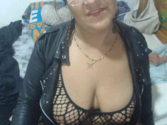 Meganny2023 Live Webcam on BongaCams