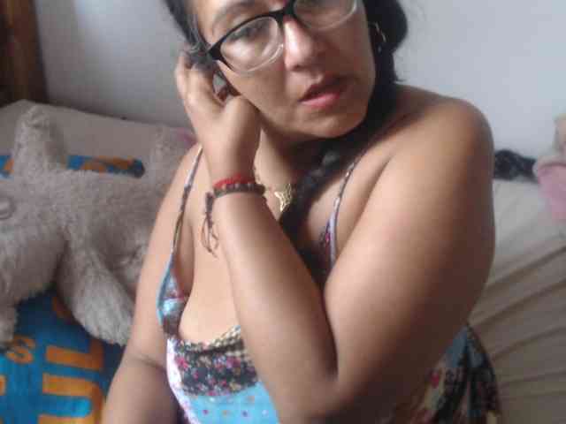 Meganny2023 Live Webcam on BongaCams